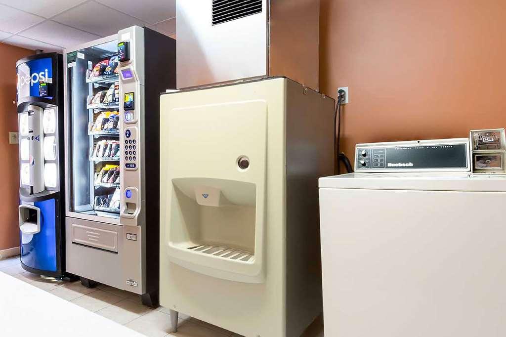 Super 8 By Wyndham Hotel Greensburg